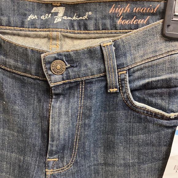 7 For All Mankind HW Bootcut Jeans - Picture 9 of 11